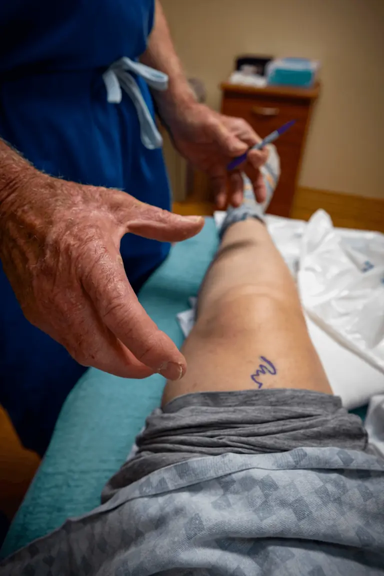 Beratungsgespräch zur Therapieplanung bei Meniskusschaden