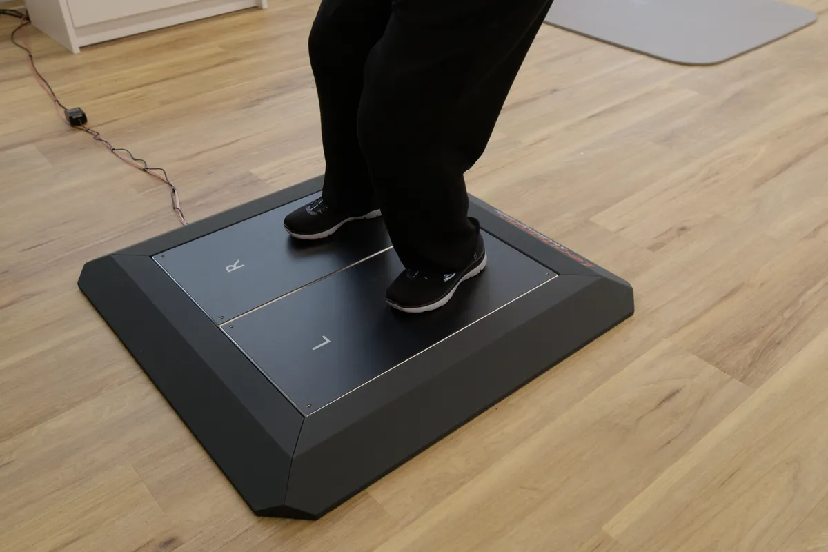 Kraftmessung auf der Kraftmessplatte als objektives Return-to-Sport-Kriterium