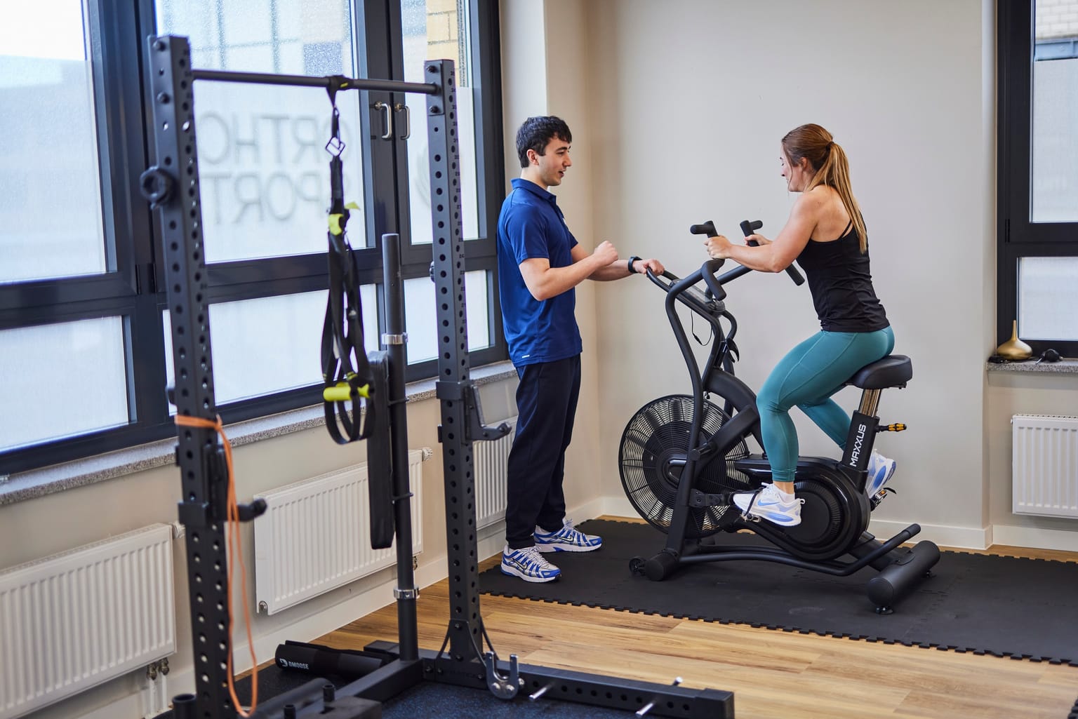 Airbike-Training: Effektives Ganzkörper­training in Reha und Sport
