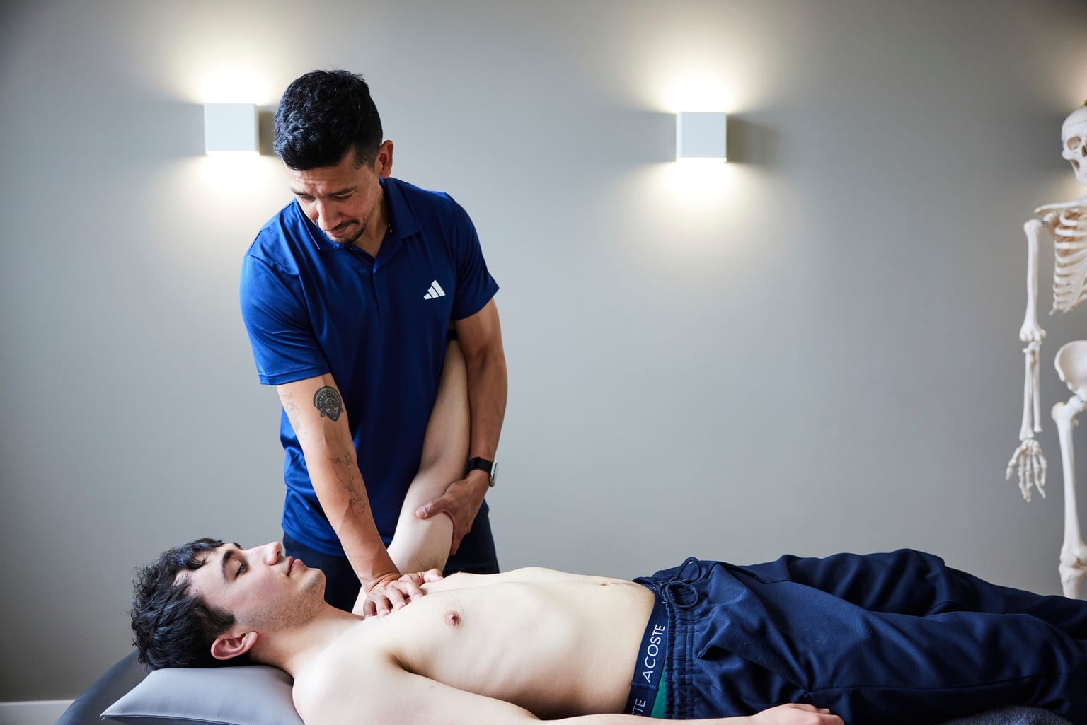 Physiotherapie oder Osteopathie? Die Unterschiede erklärt